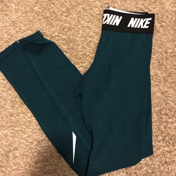 Nike Leggings - Picture 1 of 7